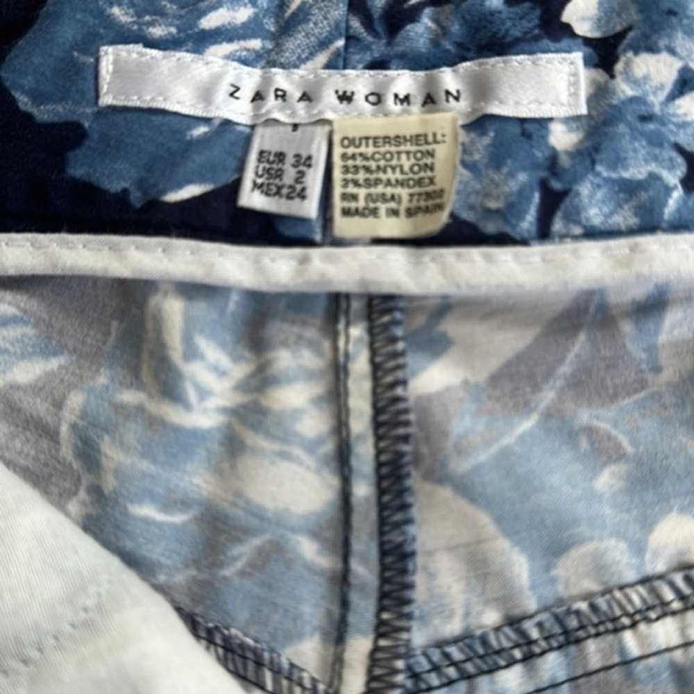Zara Zara blue floral print shorts size 2 US prel… - image 6