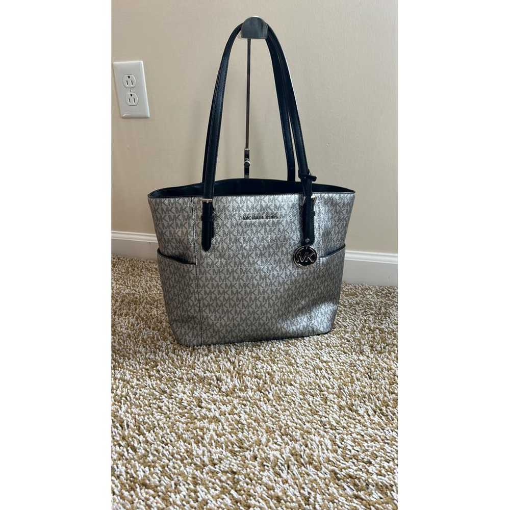 Michael Kors Leather tote - image 4