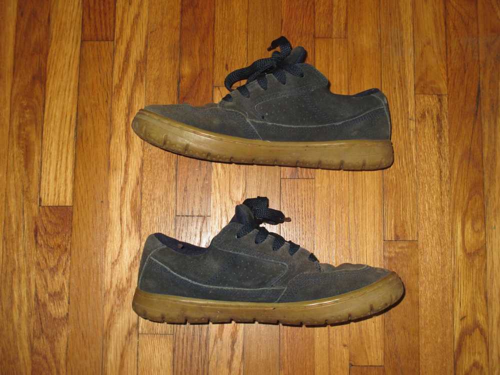 Simple Shoes Vintage 1990s Simple Suede Skateboar… - image 4