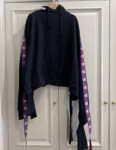 Vetements champion best sale in progress hoodie