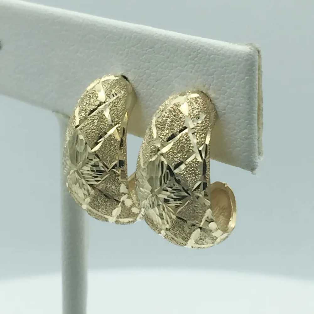 14K Diamond-Cut Hoop Earrings - image 3
