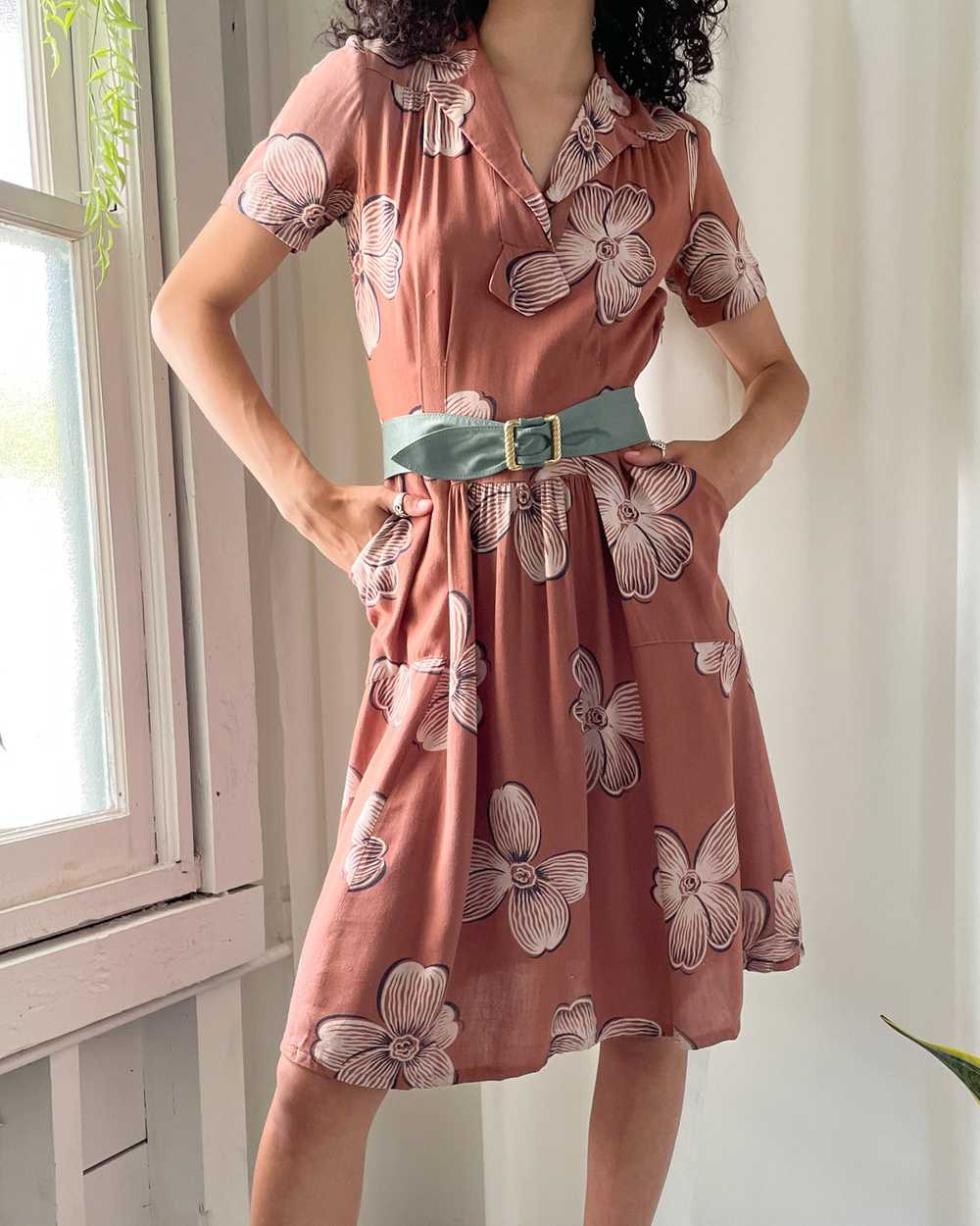 40s Floral Puff Sleeve Dress - image 1