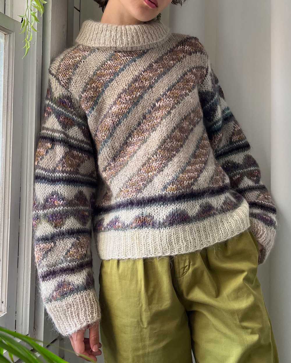 90s Hand Knit Sweater - image 2