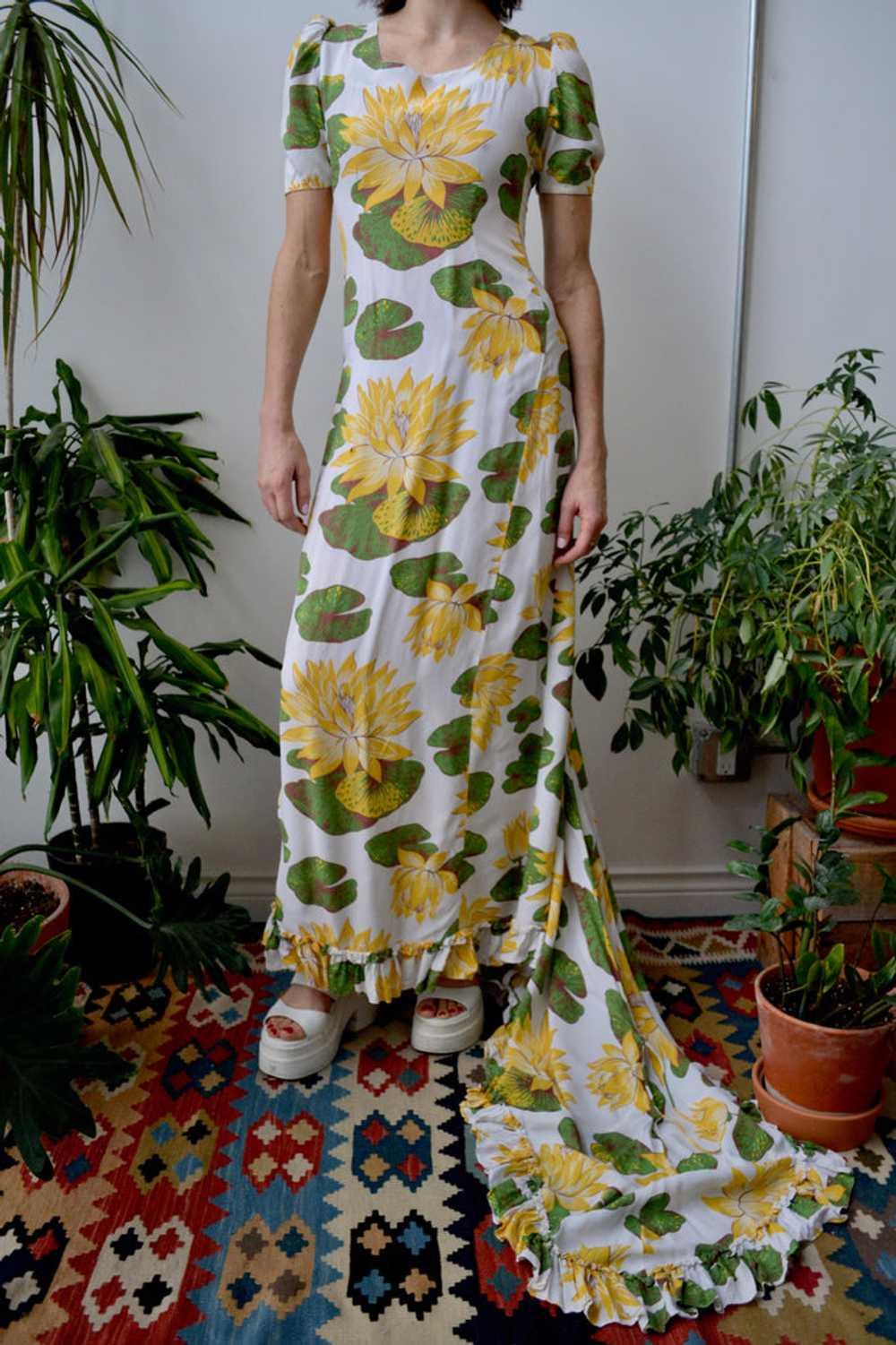 1940s Cold Rayon Hawaiian Holoku Dress - image 1