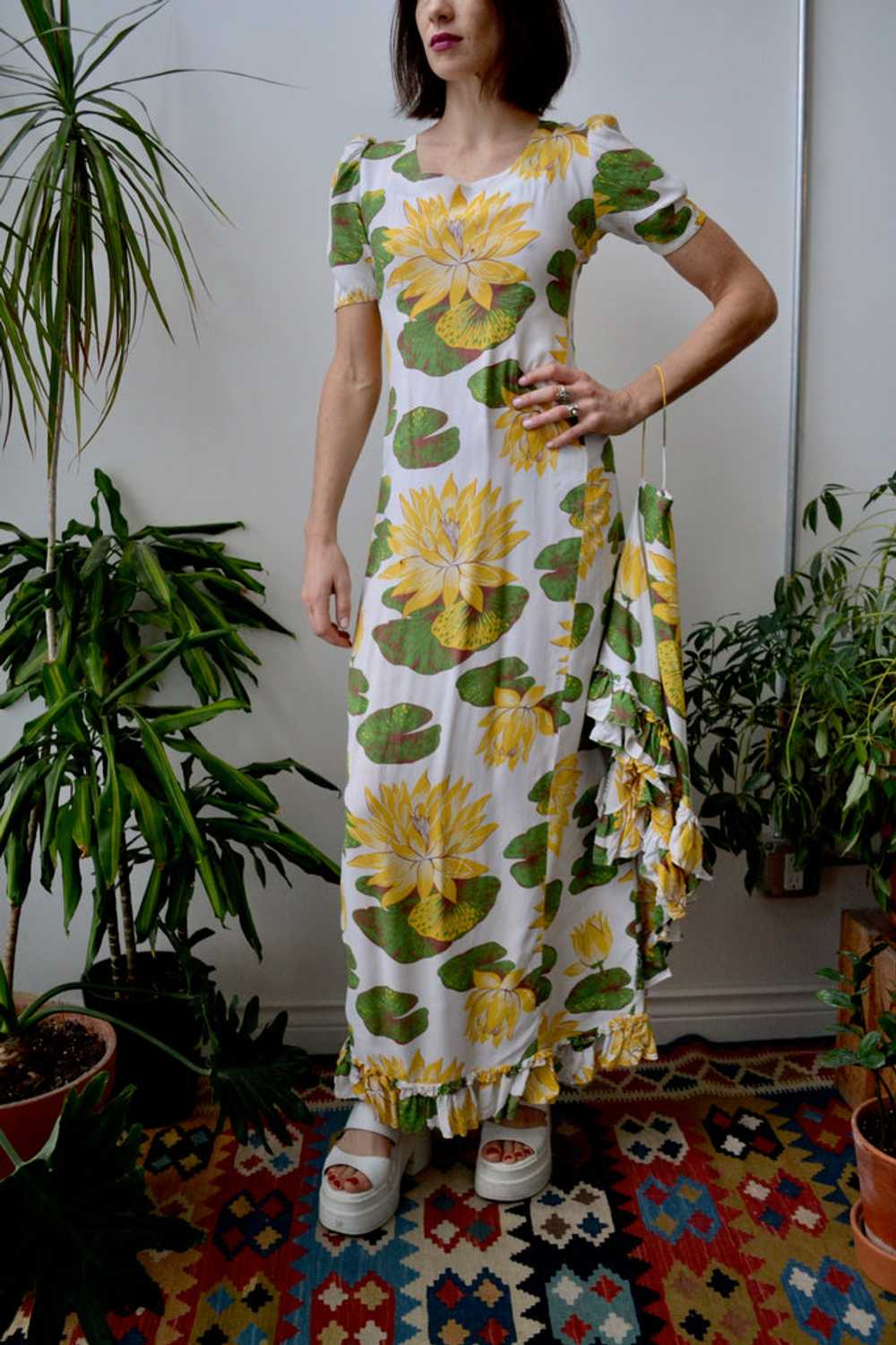 1940s Cold Rayon Hawaiian Holoku Dress - image 2