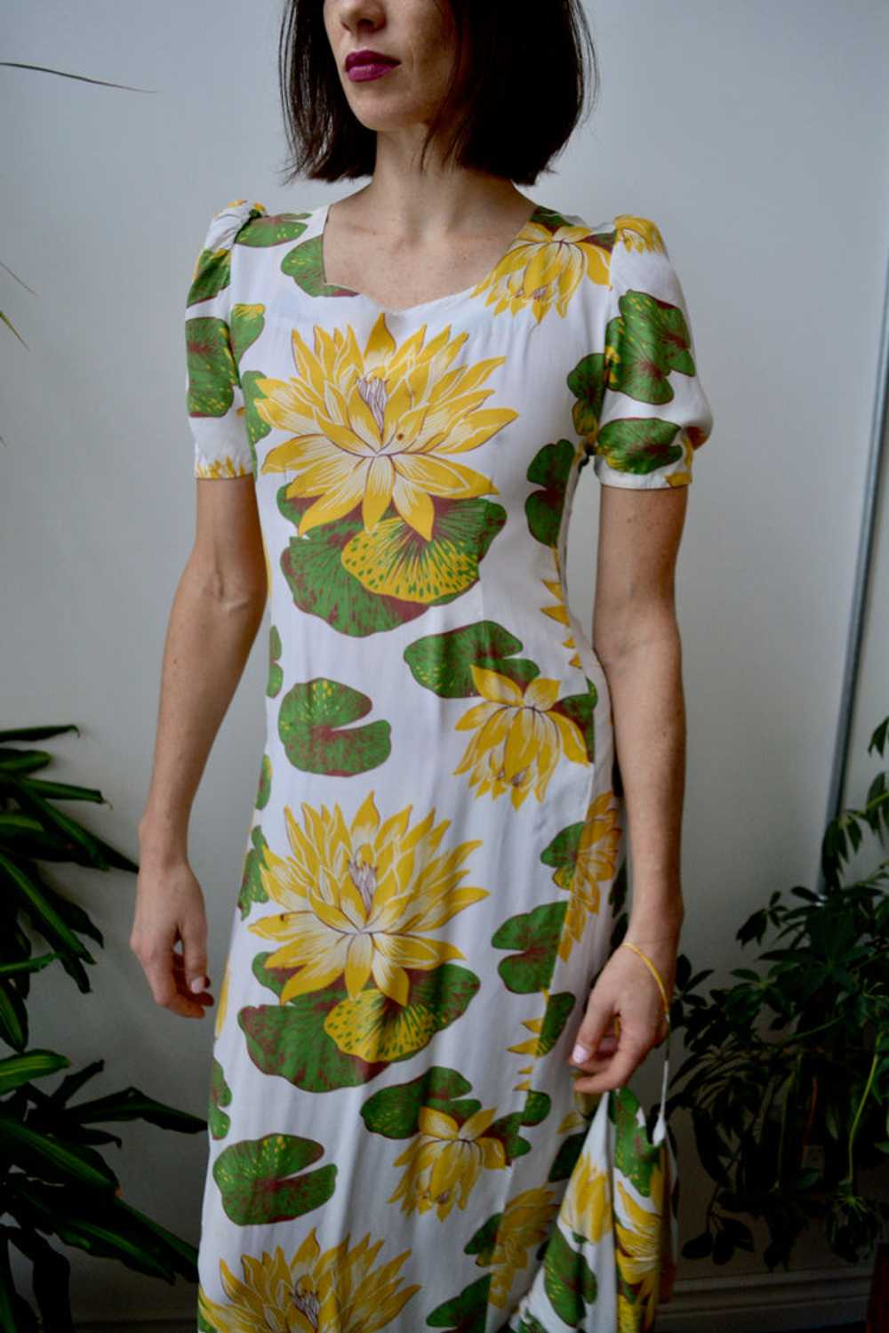 1940s Cold Rayon Hawaiian Holoku Dress - image 3