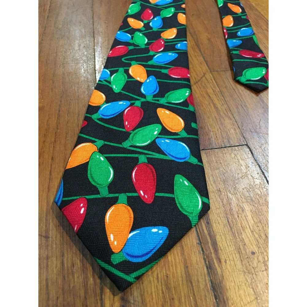 Vintage CHRISTMAS LIGHTS ADDICTION MENS NECK TIE … - image 1