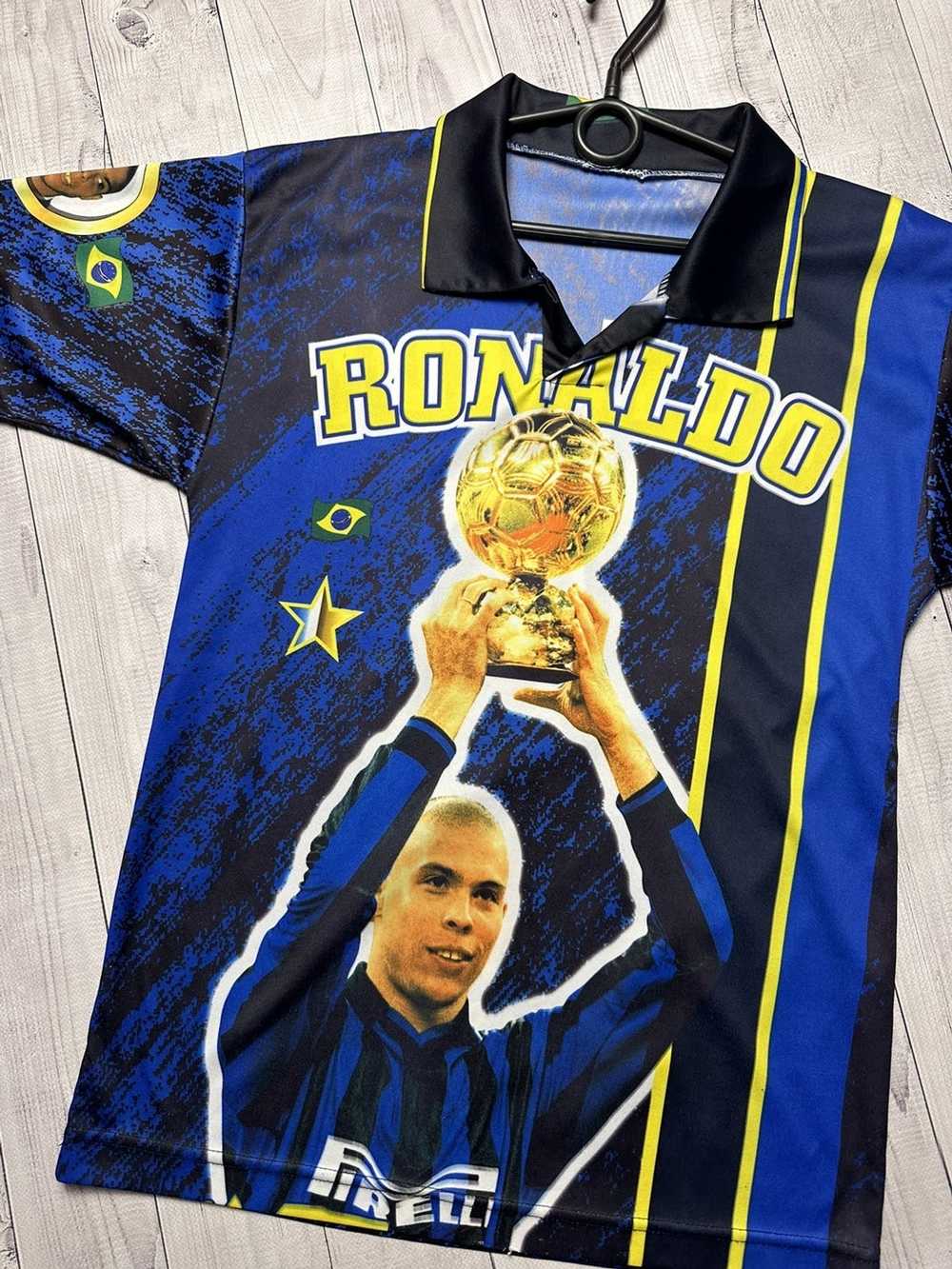 Soccer Jersey × Vintage Vintage Ronaldo soccer je… - image 2