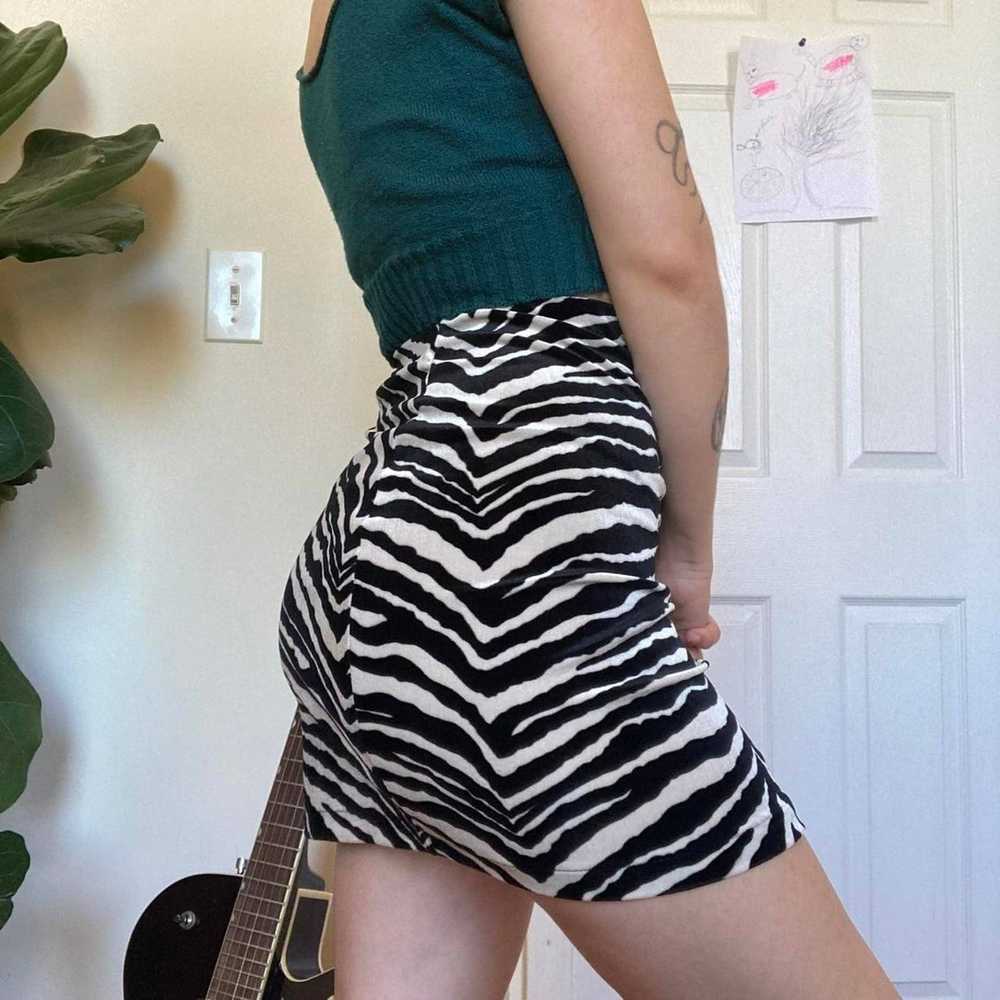 Other 90s velvet zebra skirt - image 3