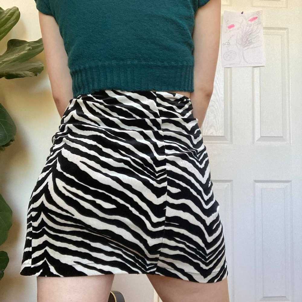 Other 90s velvet zebra skirt - image 4