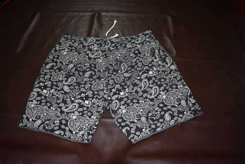 H&M H&M Paisley shorts - image 4