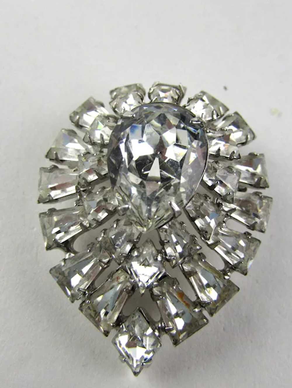 Vintage Clear Crystal Pin In Silver Tone Frame - image 2