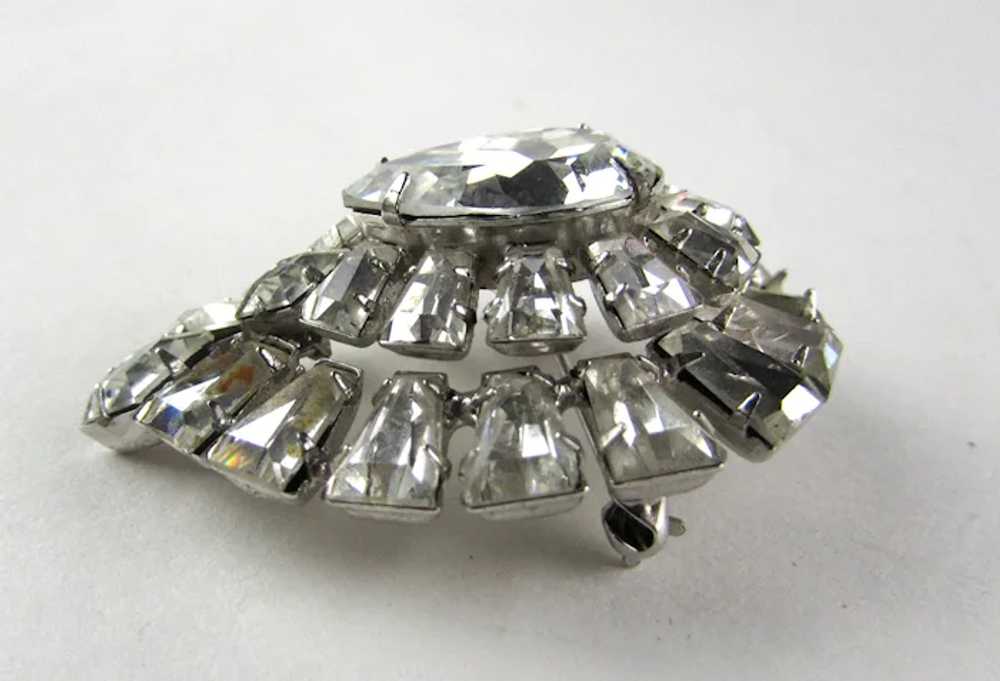 Vintage Clear Crystal Pin In Silver Tone Frame - image 3