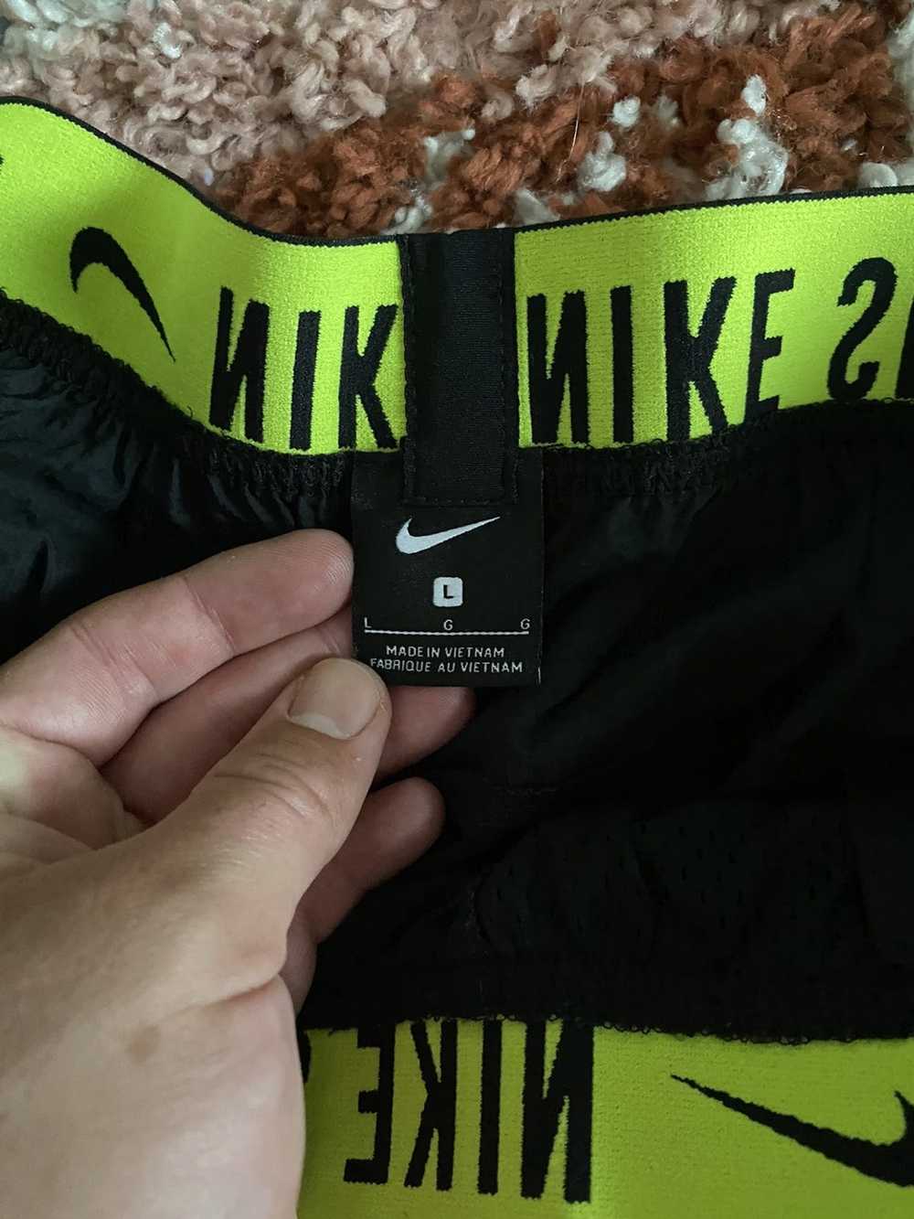 Nike × Streetwear × Vintage Vintage Nike cropped … - image 3