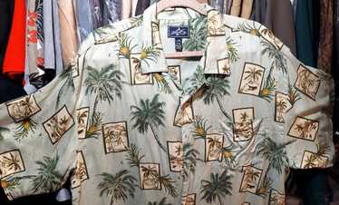 Other Two (2) Men's Hawaiian Shirt Bundle - image 1