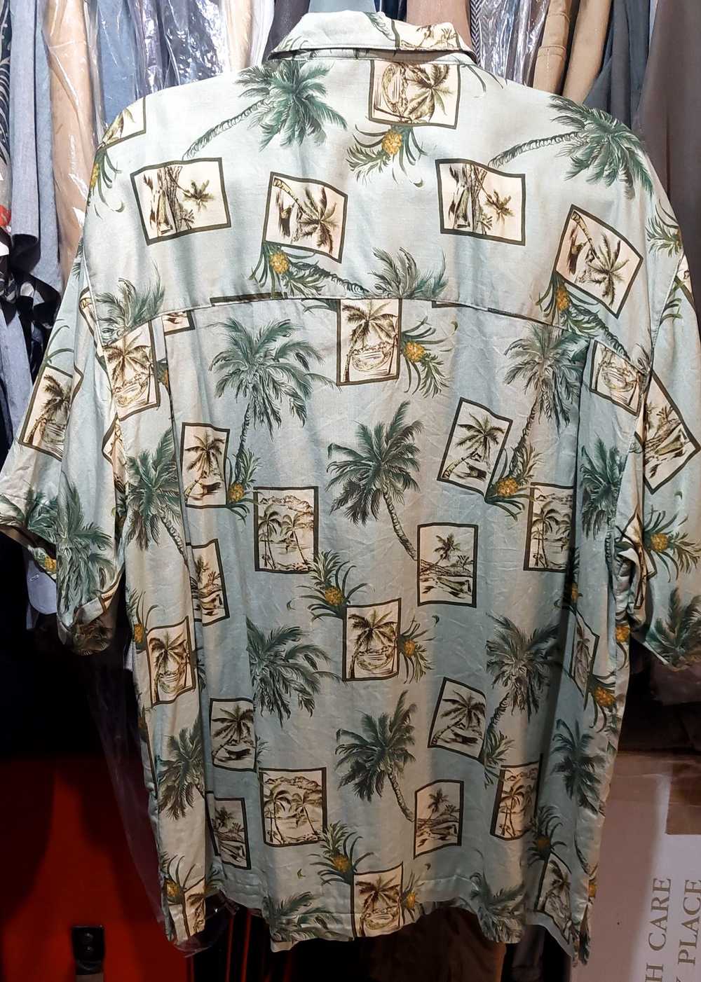 Other Two (2) Men's Hawaiian Shirt Bundle - image 3