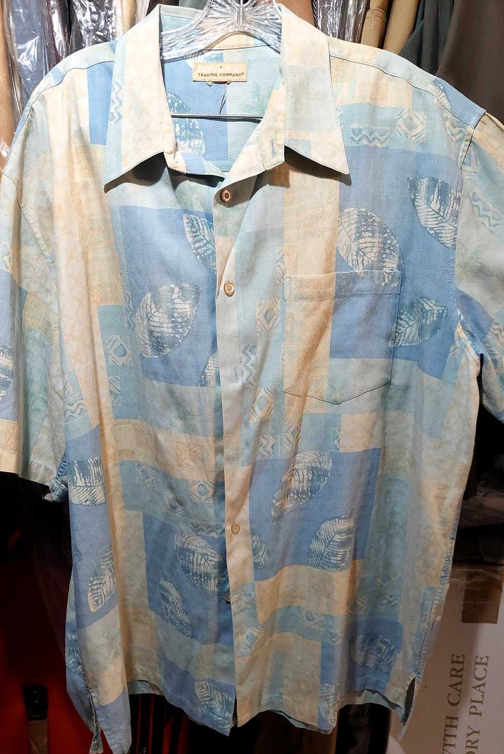 Other Two (2) Men's Hawaiian Shirt Bundle - image 7