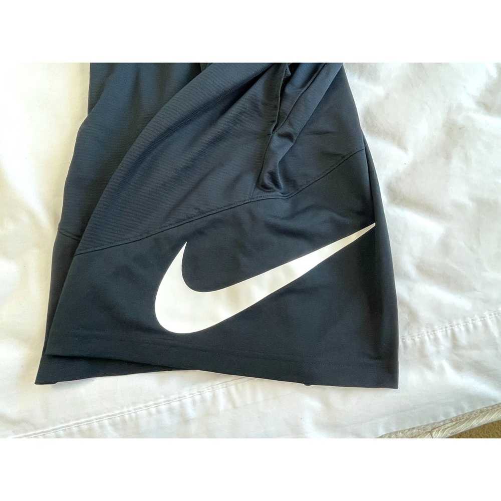 Nike Nike Boys Black Polyester Athletic Shorts Sz… - image 2