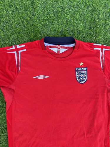 Soccer Jersey × Umbro × Vintage 2004 England Socce