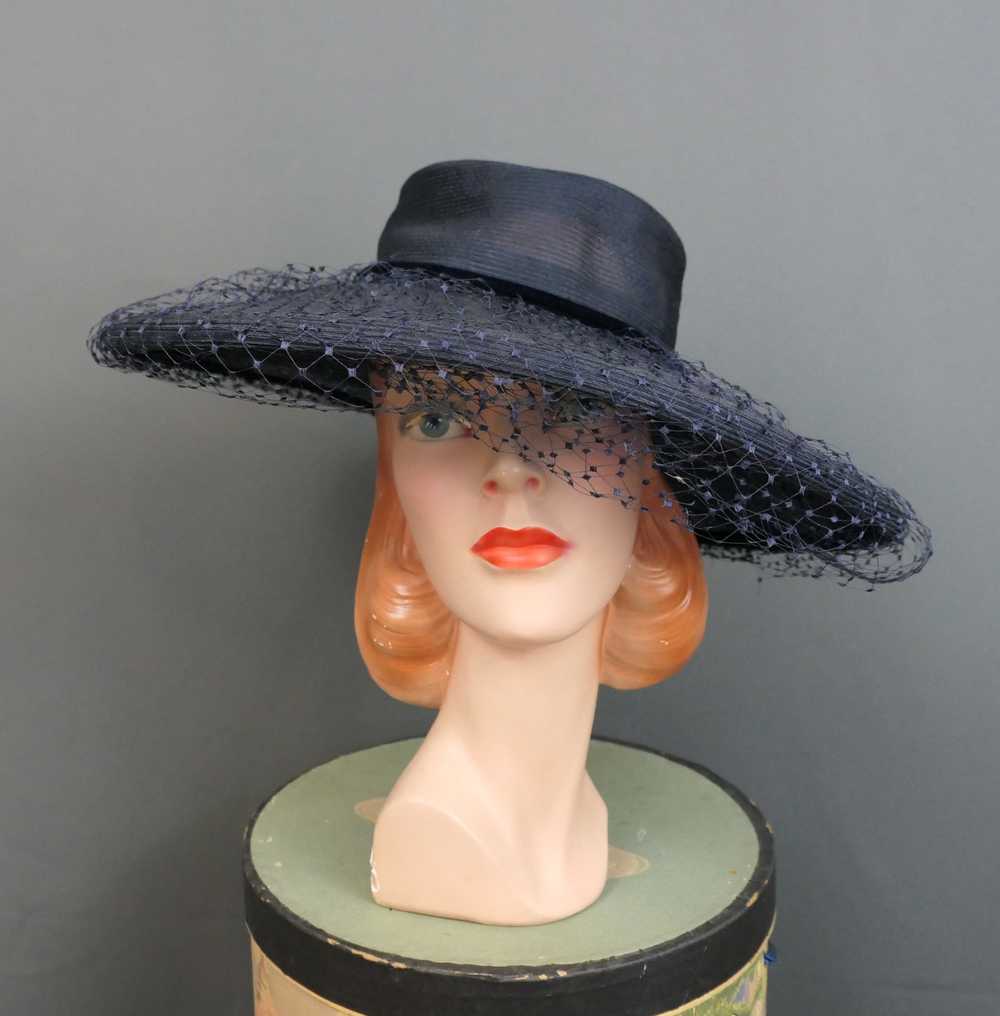 Vintage 1950s Navy Wide Brim Hat Covered with Net… - image 3