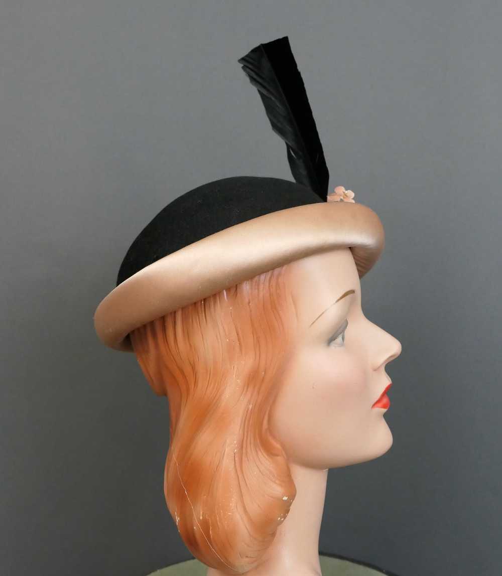Vintage 1940s Tilt Hat Black Felt & Pink Satin, F… - image 7