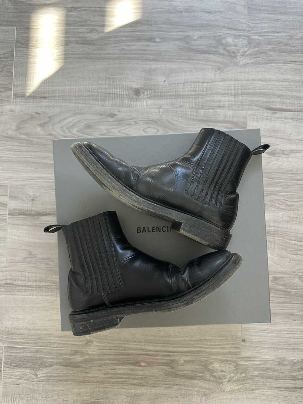 Balenciaga FW17 Black Calfskin Leather Chelsea Bo… - image 7