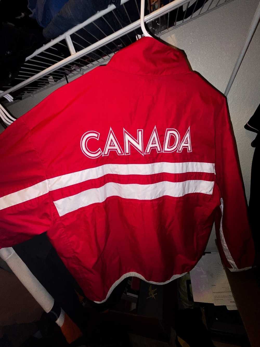 Roots Vintage x ROOTS x Canada Windbreaker 2004 O… - image 3