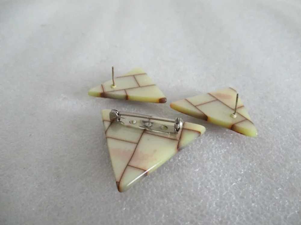 Unusual Striped Lucite Triangle Brooch Earring Se… - image 7