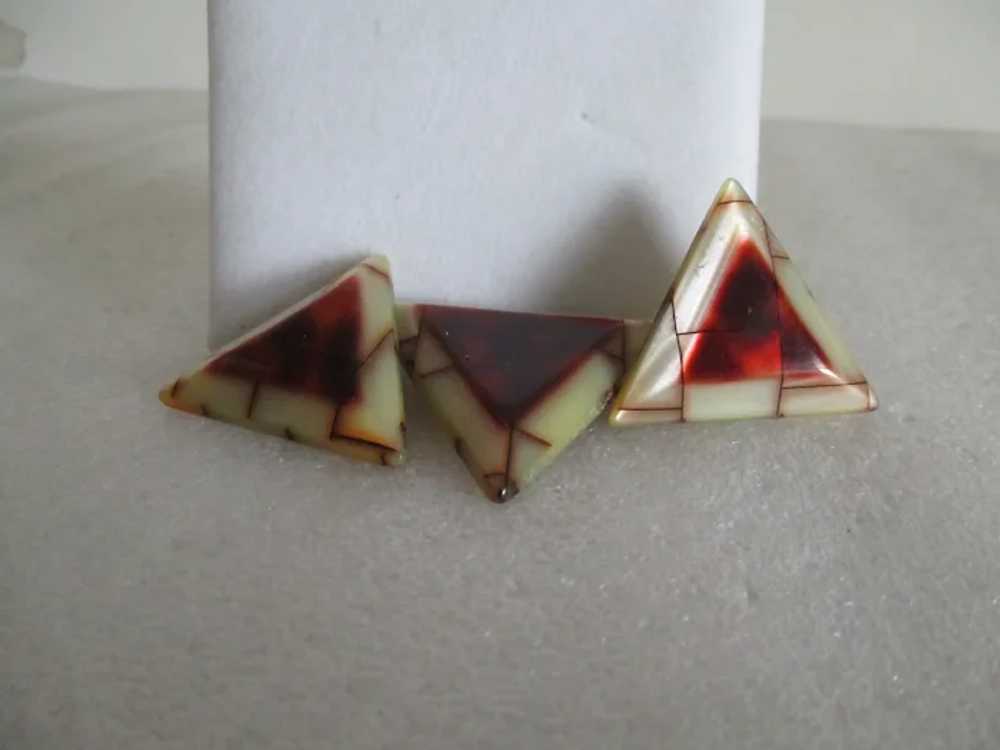 Unusual Striped Lucite Triangle Brooch Earring Se… - image 8