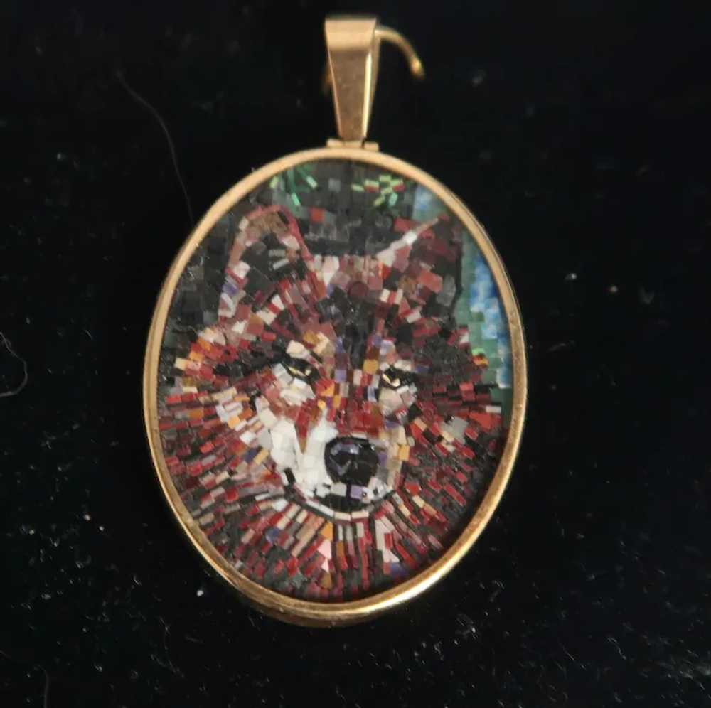Outstanding Micro Mosaic Pendant Of A Wolf - Hund… - image 5