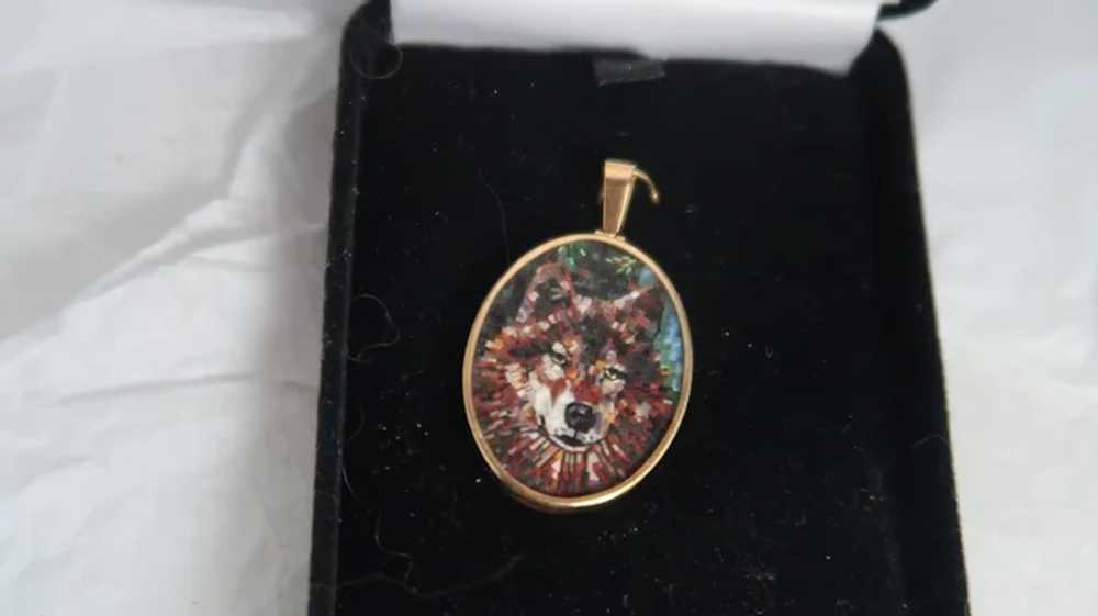Outstanding Micro Mosaic Pendant Of A Wolf - Hund… - image 6
