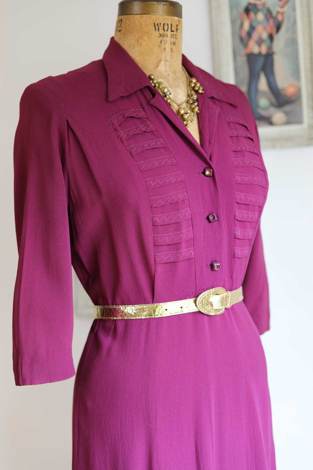 Vintage 1940s Dress - VOLUP Plum Crepe Beauty w L… - image 5