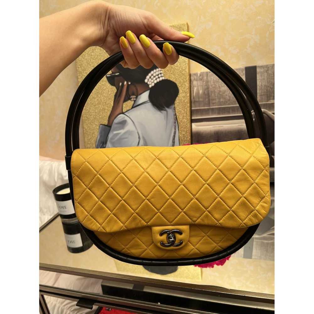 Chanel Hula Hoop leather handbag - image 11