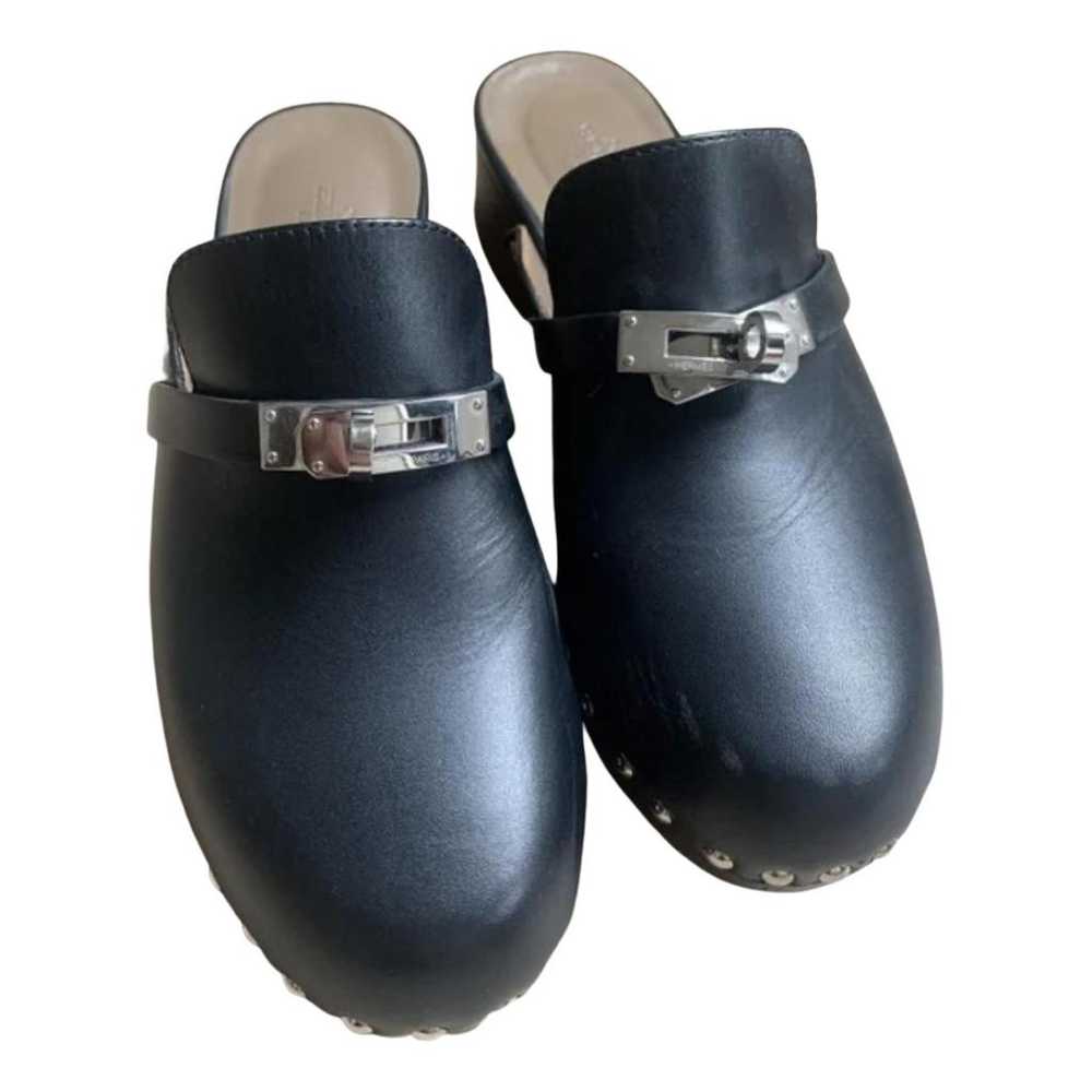 Hermès Carlotta leather mules & clogs - image 1