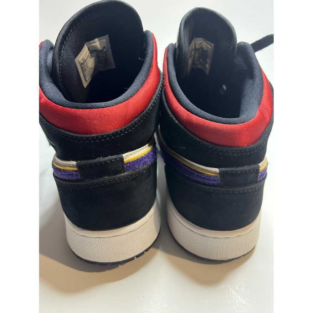 Jordan High trainers - image 3