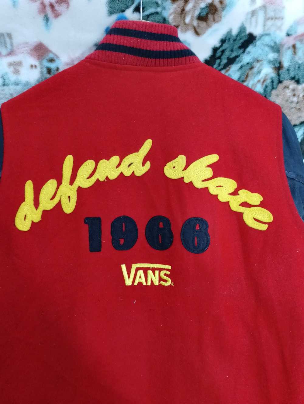 Red on sale vans jacket