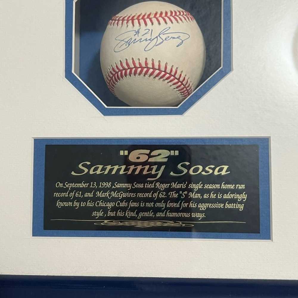 MLB Sammy Sosa **SIGNED* baseball shadow box 2002… - image 3