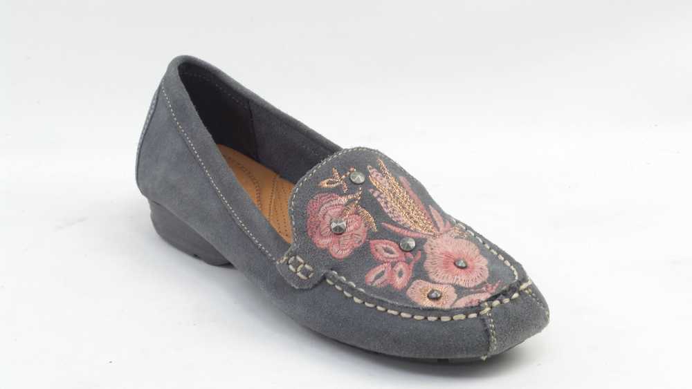 Baretraps Otella Embroidered Suede Loafer Gray Gem 6316