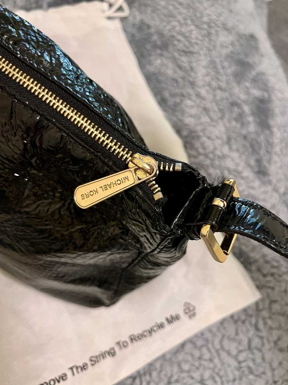 Michael Kors Black Shiny Leather Shoulder Bag - image 5