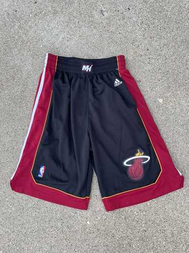 NBA Adidas Authentic Miami Heat Chris Bosh Jersey, Youth Large Black /Red #1