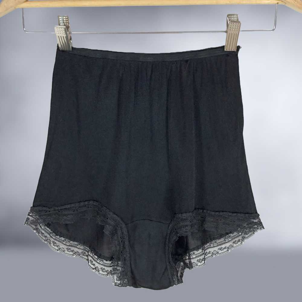 40s Vintage Black Lace Full Cut Jersey Tap Pantie… - image 5