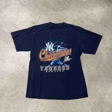 New York Yankees MLB 2000 World Series Champs Ring Vintage Shirt (L)