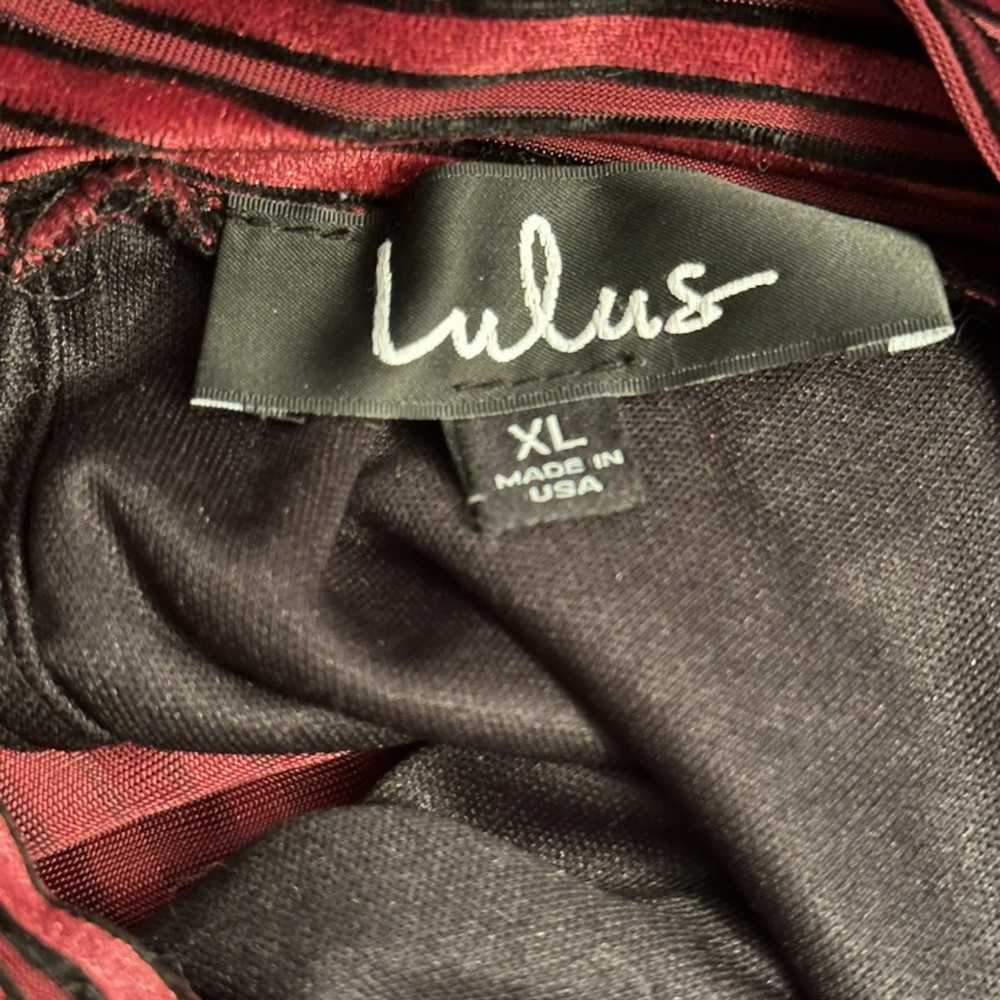 Other LuLus Ticket to Chic striped velvet balloon… - image 10