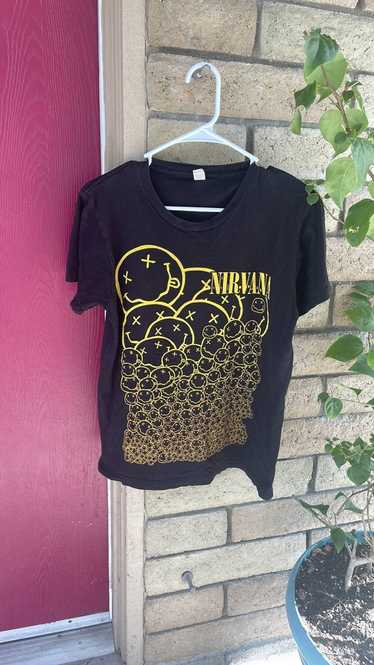 Band Tees × Nirvana × Streetwear Nirvana smiley fa