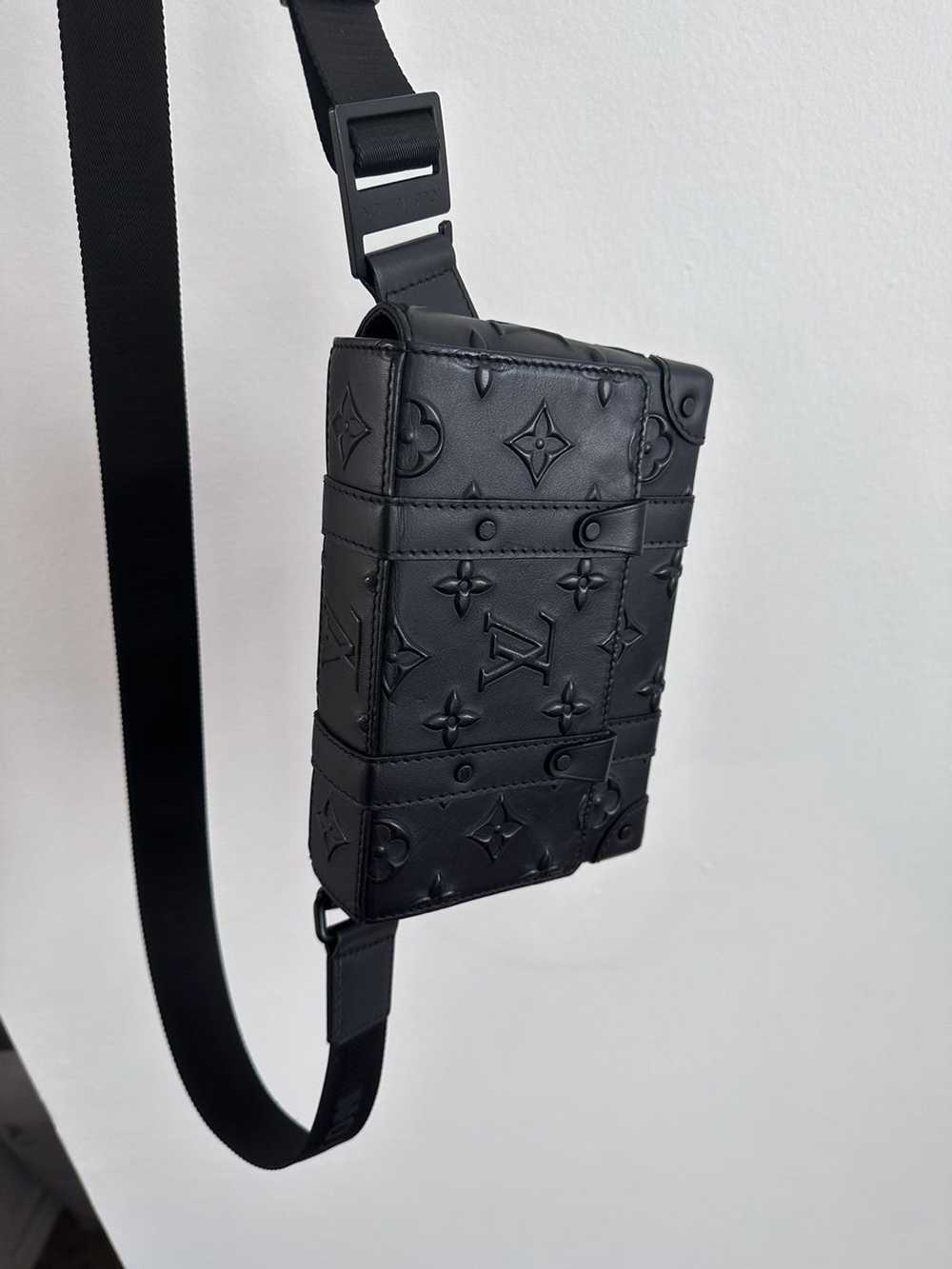 Louis Vuitton × Streetwear Louis Vuitton Cross Bo… - image 1