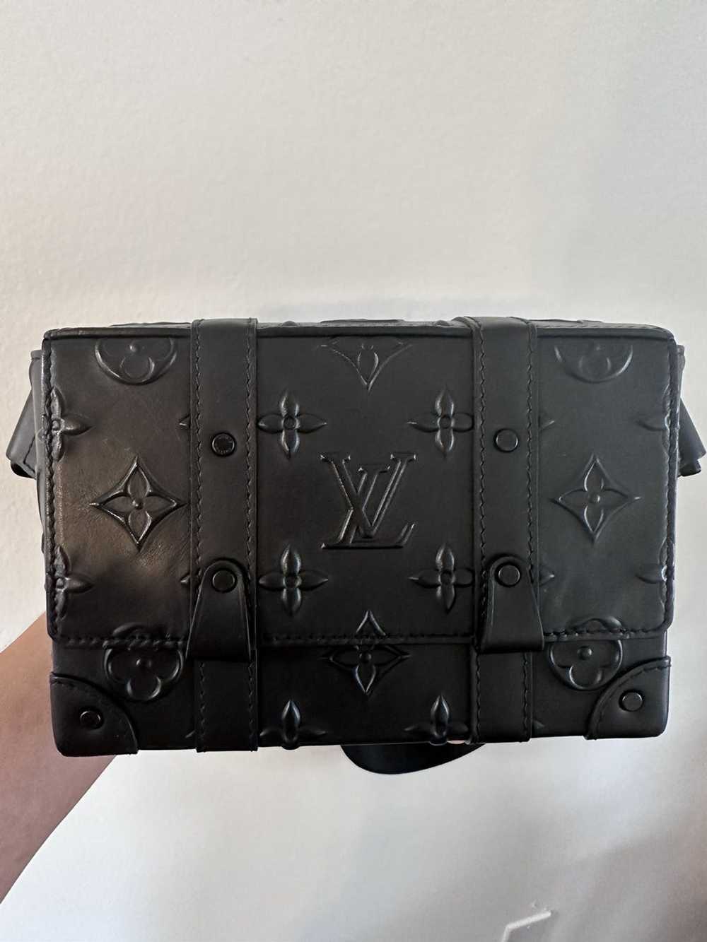 Louis Vuitton × Streetwear Louis Vuitton Cross Bo… - image 2