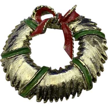 Shiny Enameled Christmas Wreath Pin / Brooch Ribb… - image 1