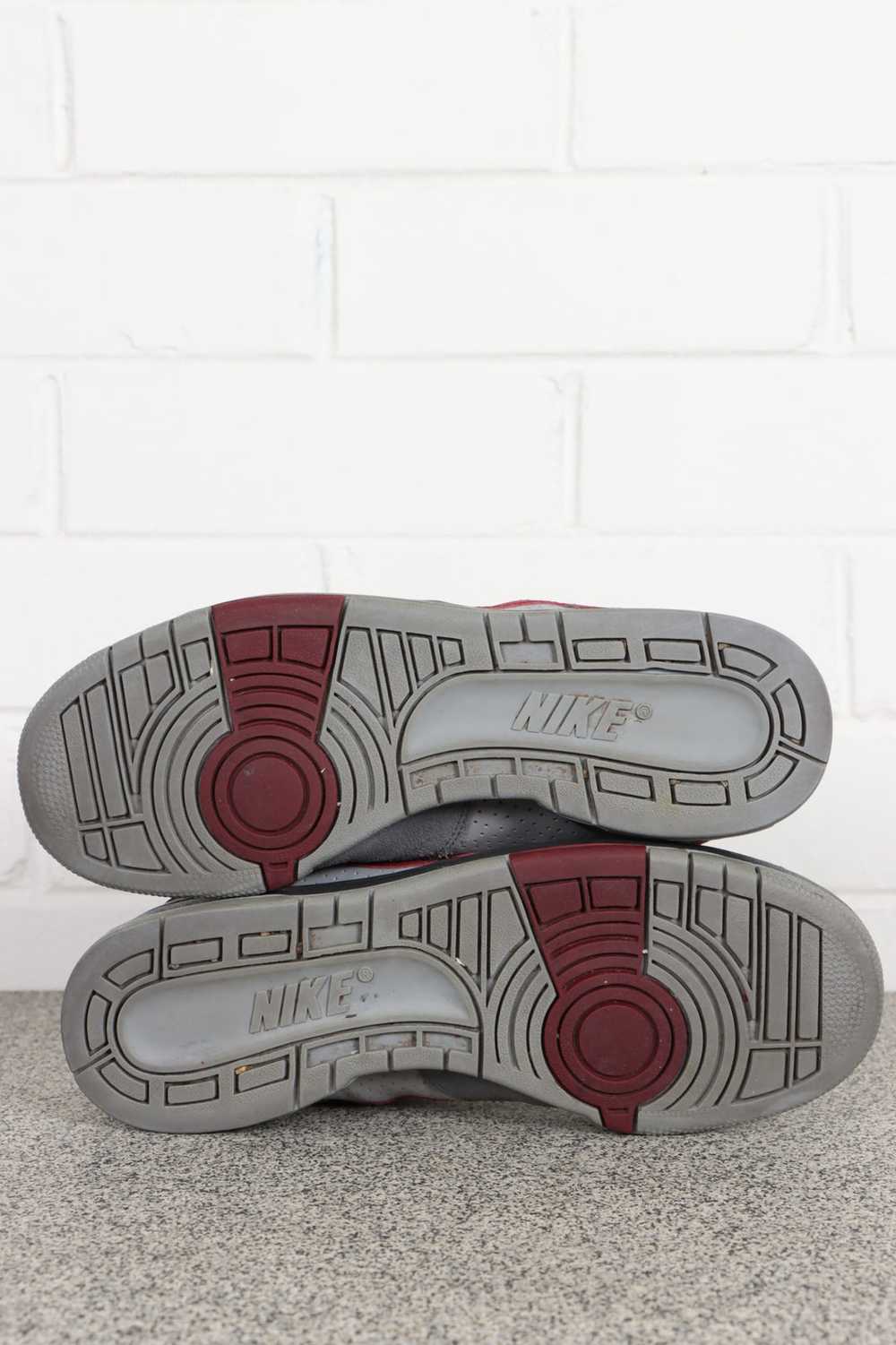 NIKE Delta Force Low Grey/Maroon Sneakers (8.5) - image 9