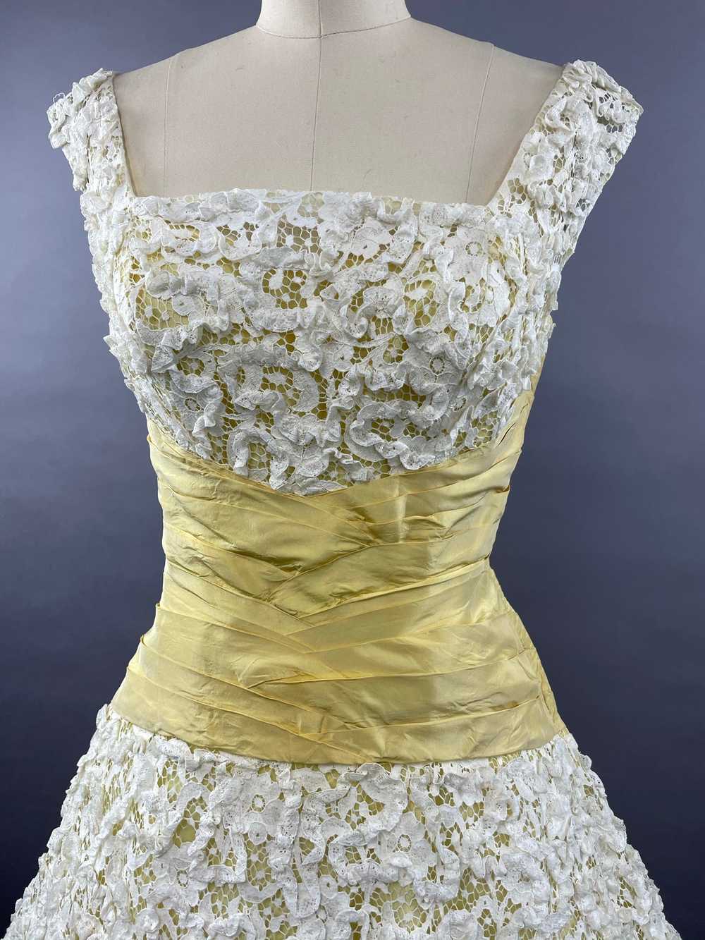 1950s Pale Yellow Ceil Chapman Party Dress Size M - image 9