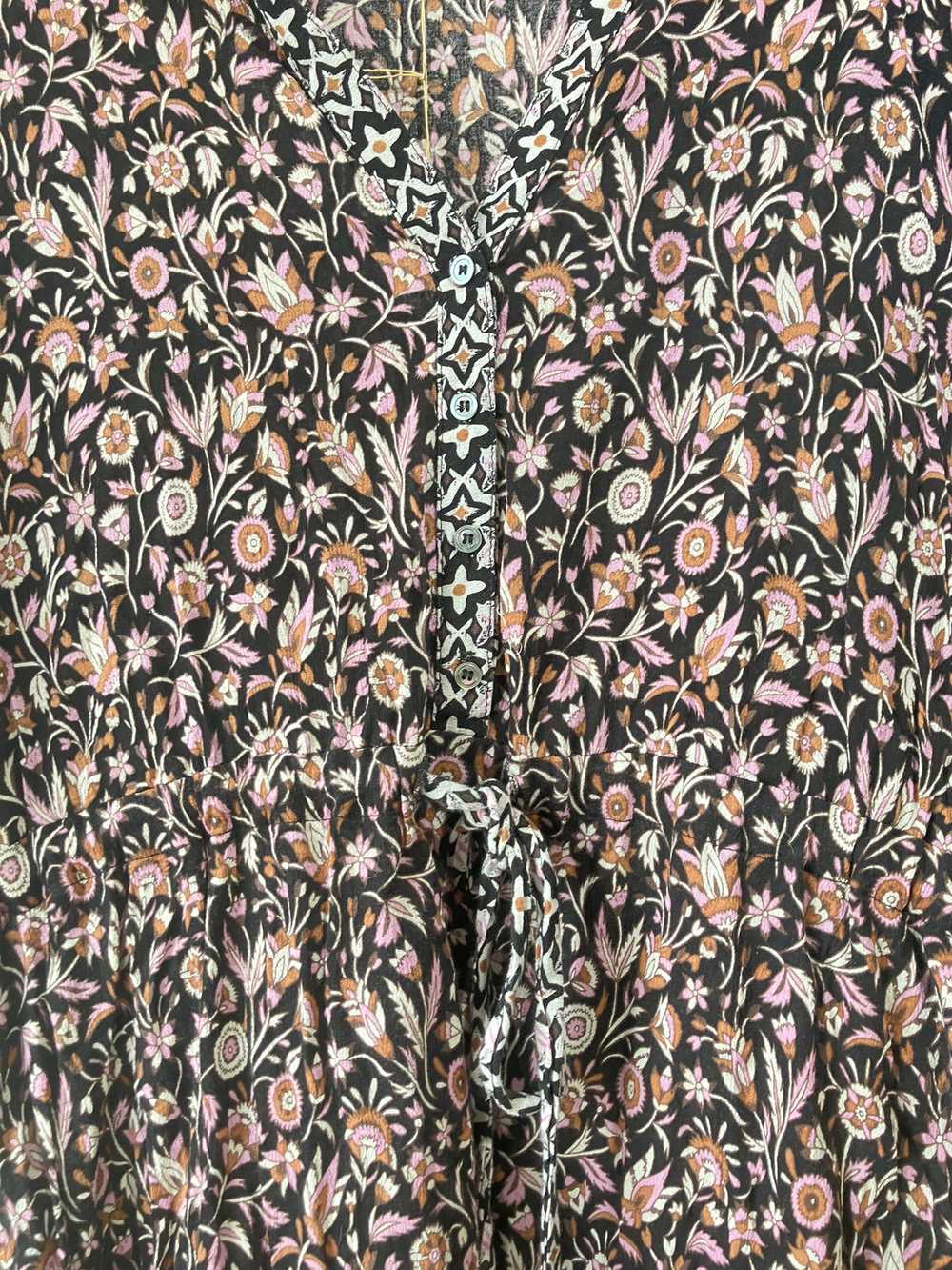 Xirena Black, White, and Pink Floral Midi Dress - image 4